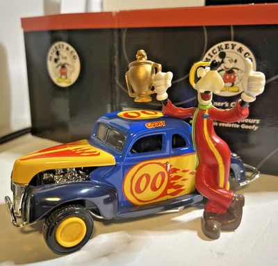 1998 Ertl "Winners Circle" Goofy's 1940 福特改装轿跑车带盒 — 第 1/4 张图片