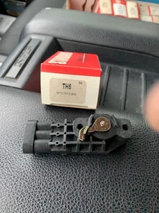 Throttle Position Sensor Standard TH5 - Picture 1 of 2