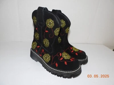 ROPER Mujer Vaquera Bota Occidental Negra Gamuza Flores Bordadas Talla 5.5 Tirar Foto 1 de 4