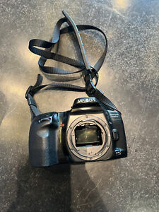 Minolta Dynax 500si 35mm SLR Film Camera Body Only, Black