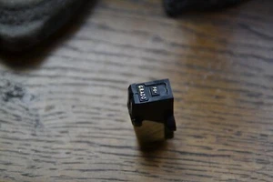 Cartuccia Grado F-2+ NECESSITA DI NUOVO STILO - Foto 1 di 6