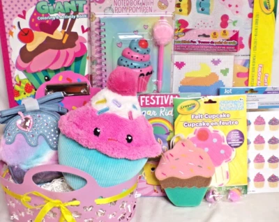 全新 十岁 生日礼物 篮球 毛绒 CUPCAKE 玩具 CUPCAKE 唇光 — 第 1/2 张图片