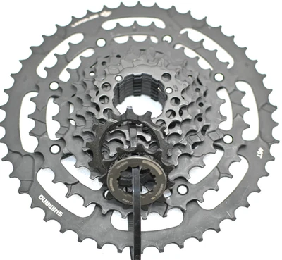 Cassette Shimano CS-LG300 11-46T 9 Speed Link Glide - Image 1 of 4