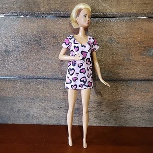 2015 Fashionista Leder & Rüschen große Barbie Puppe blonde Haare beflockte Seiten - Bild 1 von 15