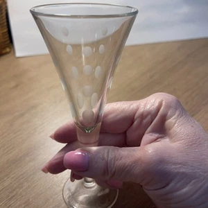 Mikasa France "Cheers" Cordial Etched Glass Dots 2 Oz Capacity Beautiful Crystal - Picture 1 of 5