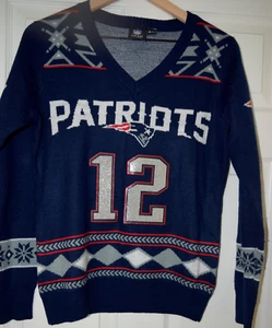 NFL New England Patriots Tom Brady #12 Women Pullover Sweater Size Medium - Picture 1 of 5