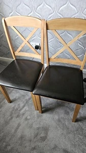 Oak Chairs x 2 dining room chairs Oan and brown Faux leather seat. - Picture 1 of 1