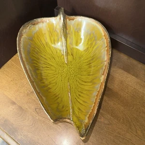 Cal Style Bowl Ceramic Leaf Dish 2231 USA 1950s Mid-Century Modern Vintage 14” - Picture 1 of 8