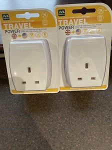 2x Master plug UK to US Adaptor With Dual USB Ports - Picture 1 of 3