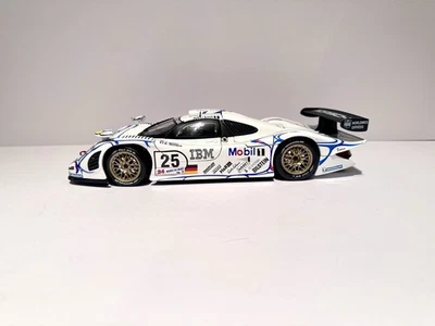 Maisto Porsche 911 GT1 #25 Le Mans 1998 1/18 Scale Diecast Model Car - Image 1 of 4