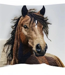 🇬🇧Velvety Feel Cushion Cover 2D Faux Embroidered Beautiful Horse - Picture 1 of 5