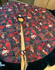 VINTAGE PRIMA CREATIONS WEIHNACHTEN WEIHNACHTSMANN SAMT RÜSCHENRAND BAUMROCK 50" DURCHMESSER - Bild 1 von 5