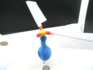 lifted up balloon helicopter flying toy kids party bag fillers birthday favor - Bild 1 von 4