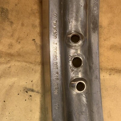 1991 Kawasaki Takasago KX 250 21x1.60 aro dianteiro fabricante de equipamento original (bom estado) - Imagem 1 de 4