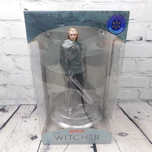 The Witcher Transformed Geralt Dark Horse Figur Walmart Exclusive Netflix Neu in OVP - Bild 1 von 10