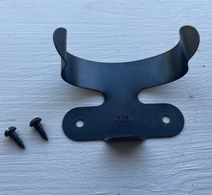 VINTAGE SINGER SEWING MACHINE OIL CAN BRACKET 124592 - Picture 1 of 2