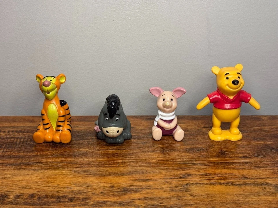 4 figuras de madera de 100 acres de Disney Winnie the Pooh 1980 de colección Eeyore Piglet Tiger Foto 1 de 4