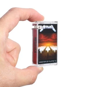 METALLICA MASTER OF PUPPETS【MINIATURE CASSETTE TAPE KEY CHAIN】 - Picture 1 of 9
