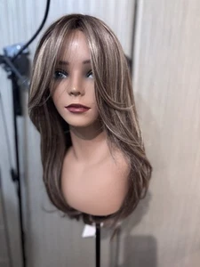 FEATURE LENGTH Wig by RAQUEL WELCH Shaded Ice Café Latte Color HandTied+Lac New - Picture 1 of 8