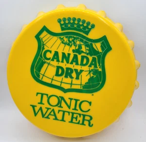Bandeja de tapa de botella de plástico amarillo verde agua tónico seco Canadá vintage 13" - Imagen 1 de 4