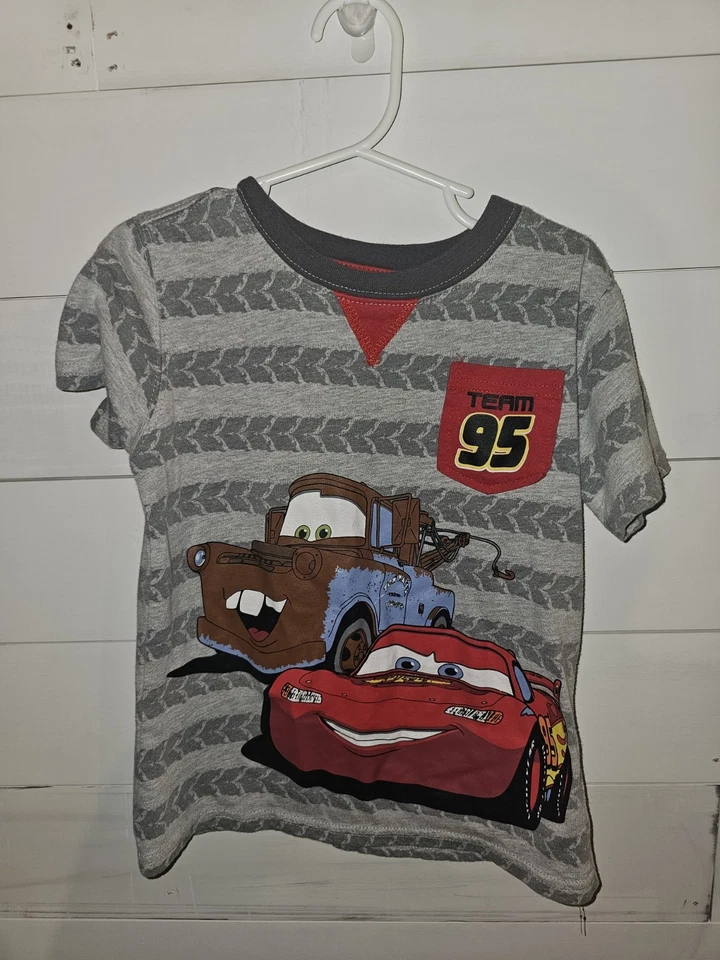 Cars Tee Boys Size 5T Shirt Sleeve Shirt Disney Cars Lightning McQueen Mater - Image 1 of 3