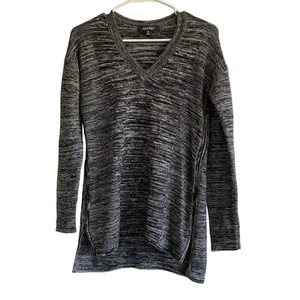 Black heather vneck tunic sweater Ellen Tracy M - Picture 1 of 3