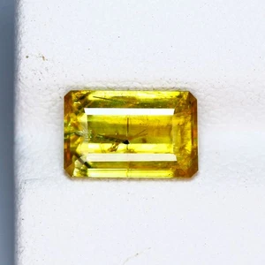 2.28 Ct Fair Perfect Octagan 9.4 x 6.1 MM Green Russian Natural Sphene Titanite - Picture 1 of 5