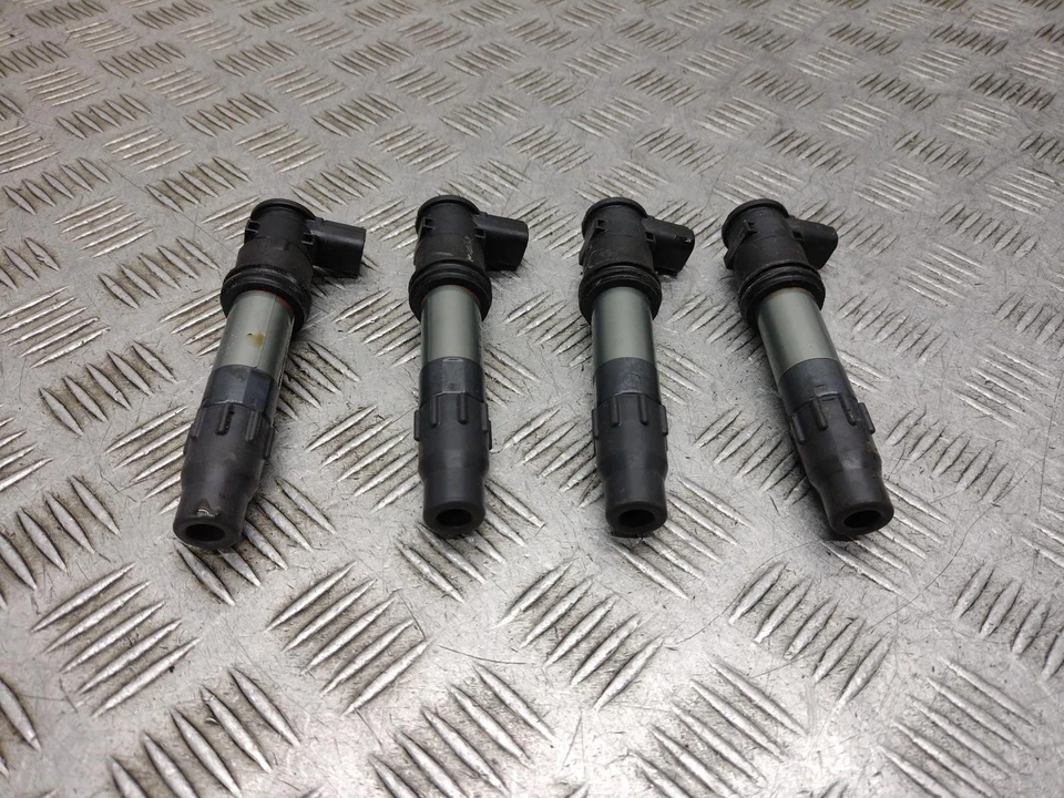 Suzuki GSXR 1000 L5 XR GSXR 1000 AL5 2015 ABS BOBINA DE ENCENDIDO/BOBINAS  Foto 1 de 4