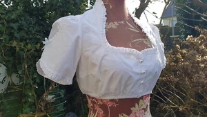 *Krüger Madl* zauberhafte Dirndlbluse Herz Kelchkragen Gr 38 M Oktoberfest~Motto - Bild 1 von 10