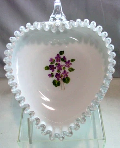 FENTON~60%OFF"VIOLETS'N'SNOW"CREST"HND PAINT GLASS"PRE-LOGO"RELISH DISH-MINT/VTG - Picture 1 of 14