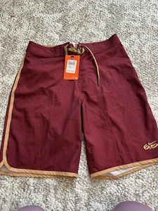 NWT Boy's Youth Nike 6.0 The Gym Mesh Board Shorts Team Red Size 14, 27” Waist - Picture 1 of 13