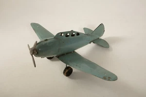 Marx or Wyandotte Seversky P-35 Pressed Steel Airplane (UB2/JSF6) Wooden Wheels - Picture 1 of 10