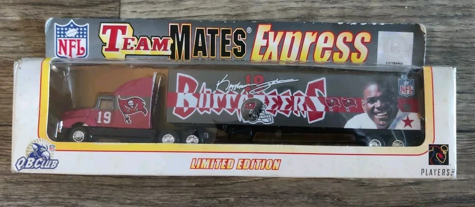 24pc 2000 Tampa Bay Buccaneers Keyshawn Johnson Die Cast Truck Trailer Full Case