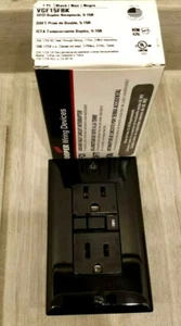 (C) COOPER VGF15FBK GFCI DECORATOR DUPLEX  RECEPTACLE 15A 125V BLACK B1 QTY 1 - Picture 1 of 3