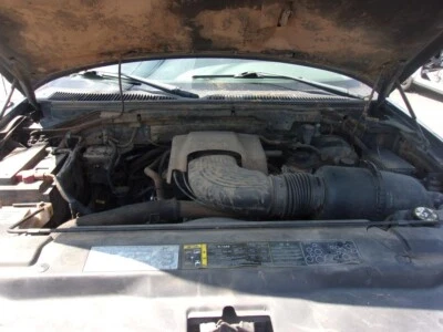 Conjunto de filtro de aire usado se adapta a: camioneta Ford F150 2003 4,6 grado A Foto 1 de 4