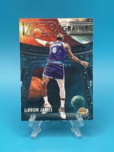 Aros Panini gravedad cero 2022-23 LeBron James #10 - Imagen 1 de 2