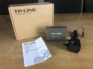 TP-Link MC220L Gigabit SFP Media Converter w/ Power Supply - Picture 1 of 4