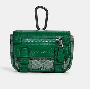 ๐ผ๐ฆ Coach C8243 ๐ผ๐ฆ Micro Track Bag Charm Key Chain Leather Green ๐ผ D33o2 - Picture 1 of 9