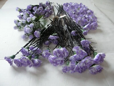 BUNDLE OF DECORATIVE ARTIFICIAL SILK FLOWERS TOO MANY TO COUNT AS IN PICTURES Foto 1 de 4