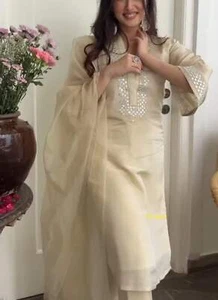 Damen weißes Kleid weich Chanderi Spiegel Arbeit Kurta mit Hose Tunika Dupatta - Bild 1 von 7