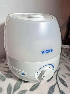 Vicks Mini Cool Mist Ultrasonic Humidifier VUL525 – Includes Power Cord - Picture 1 of 7