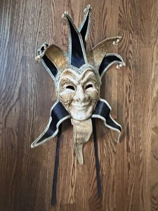 Venetian Jester Mask With Bells Black & Gold Mardi Gras - Picture 1 of 2