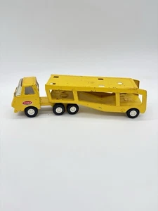 Mini camion e rimorchio porta auto vintage Tonka con trasportatore auto - Foto 1 di 5