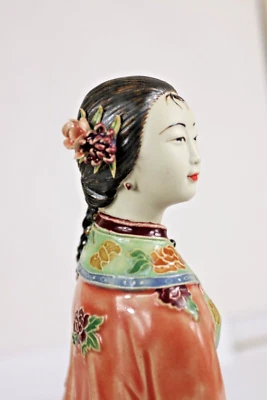 Vintage Chinese Shiwan Wucai Porcelain Figurine Lady- Lin Weidong Signed - Image 1 of 4