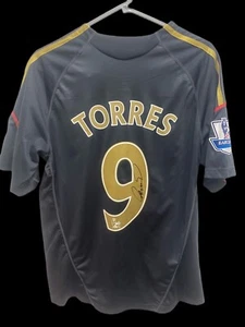 Camiseta visitante Fernando Torres Liverpool firmada a mano 2009-10. - Imagen 1 de 3