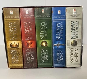 Game of Thrones Complete Box Set 1-5 Books, Paperback, George R. R. Martin - Picture 1 of 5