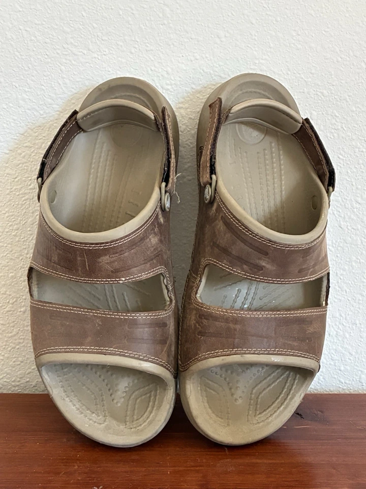 Sandalias Crocs Yukon 2 Doble Correa Deslizables Para Hombre Talla 13 Cuero Marrón Foto 1 de 4
