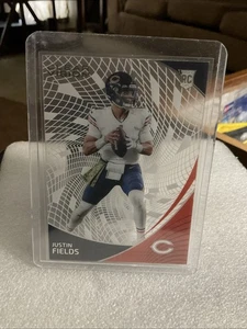 2021 Panini Chronicles - Clear Vision Rookies #CVR-10 Justin Fields (RC) - Bild 1 von 7