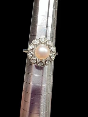 Vantel Size 6 Ring Champagne Color with Clear Rhinestones - Image 1 of 4