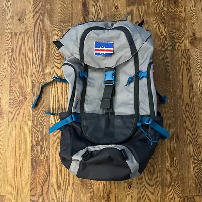 Mochila Quechua Forclaz 50L Gris Negra Repelente al Agua Cremallera Senderismo Camping Foto 1 de 4